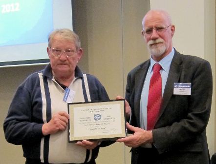Bob Pearce PETS (left), receives the 2012 EAR Award from the Chairman Warren Doubleday. Photo - Helen Rowe. Ears presentation Adelaide 2012